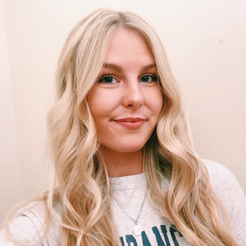 Meet your Posher, Elise